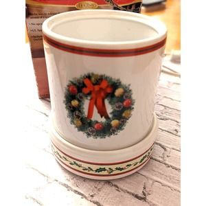 Ceramic Christmas Candle Warmer- Wreath & Holly Design